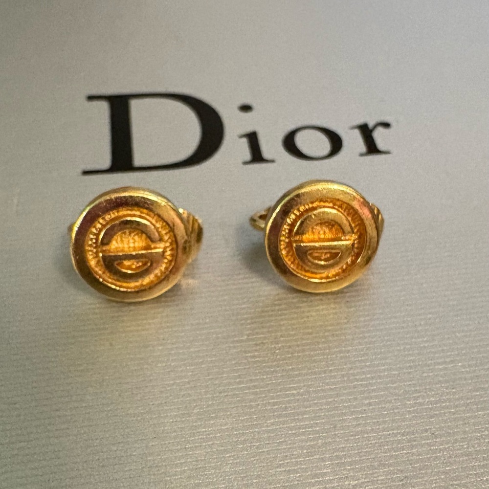 Christian Dior Earrings ( clip) - Picture 1 of 4